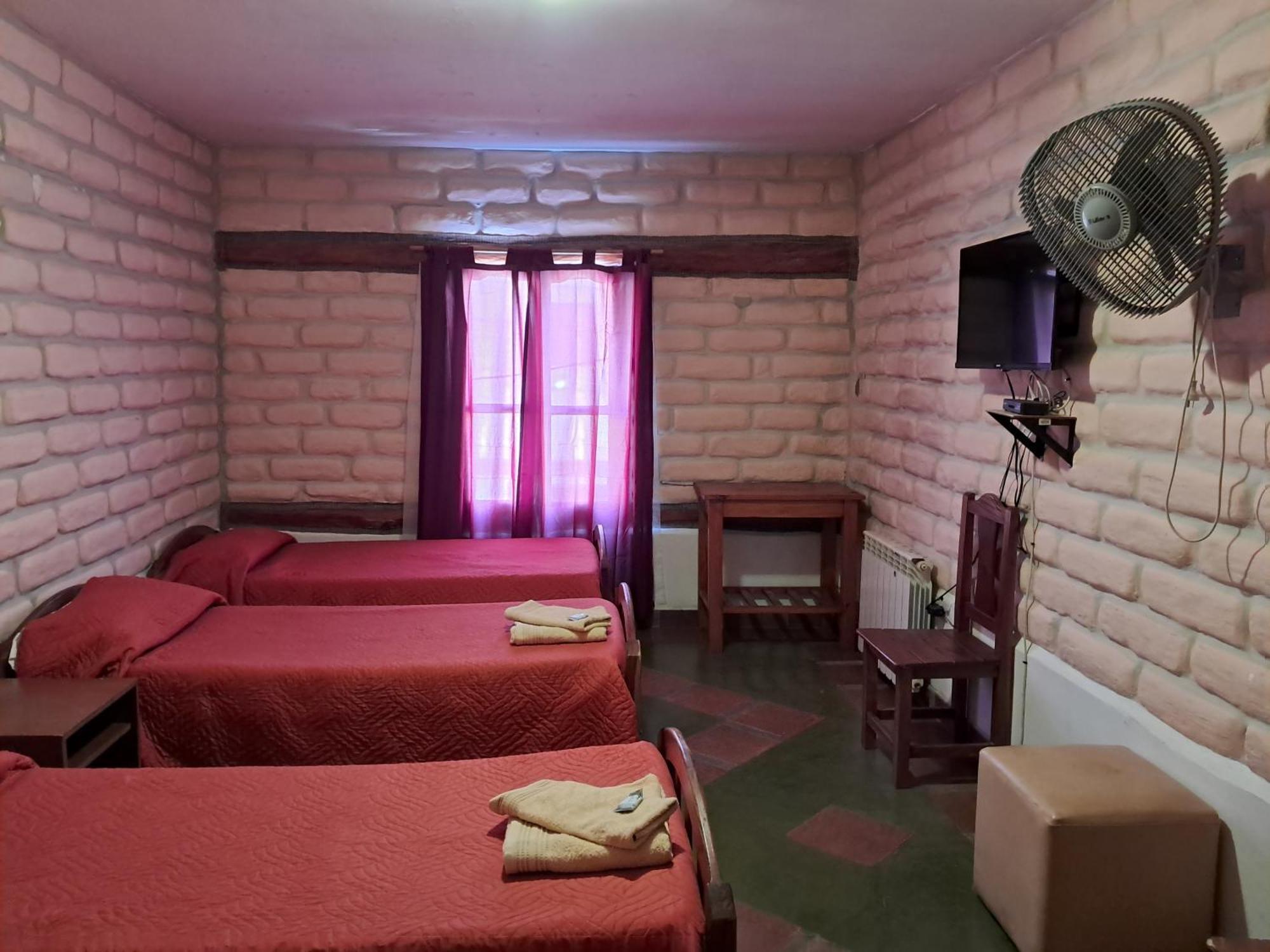 Hotel El Jardin Dante Tilcara Esterno foto