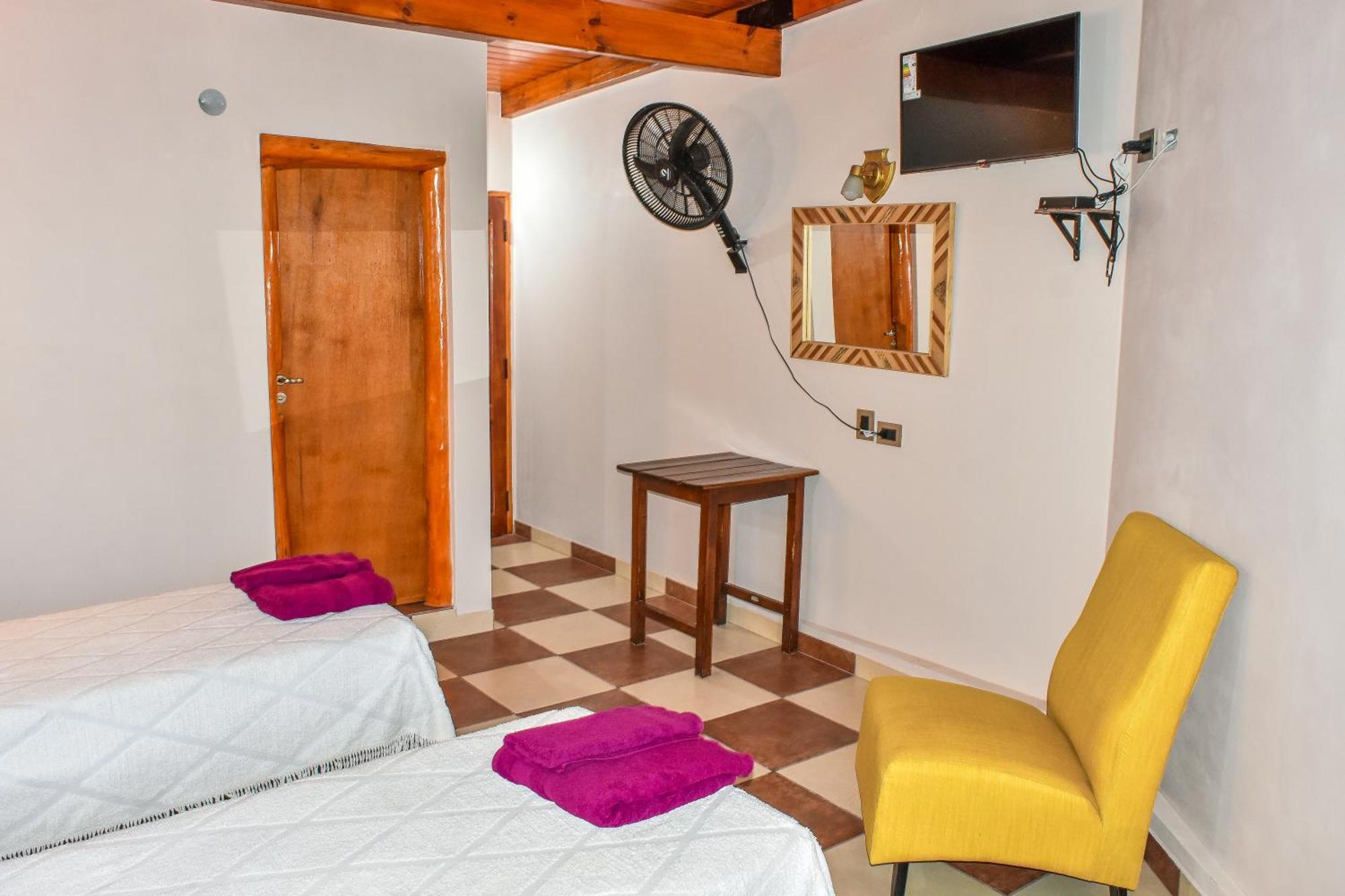 Hotel El Jardin Dante Tilcara Esterno foto